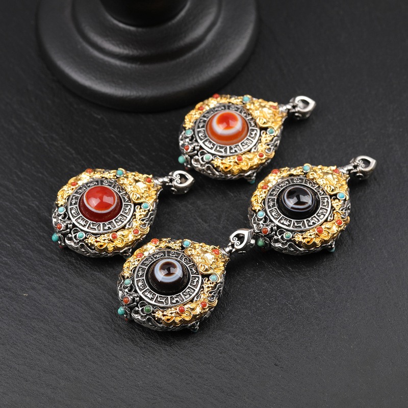 Ethnic Fashion Design - Tibetan-Style Pendant Necklace Charm, Featuring An