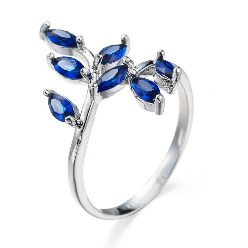 Pretty Blue Leaves Design Ring - Ethnic Fashion Design recension och pris